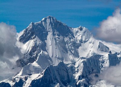 Yerupajá, Huayhuash. (vertical)